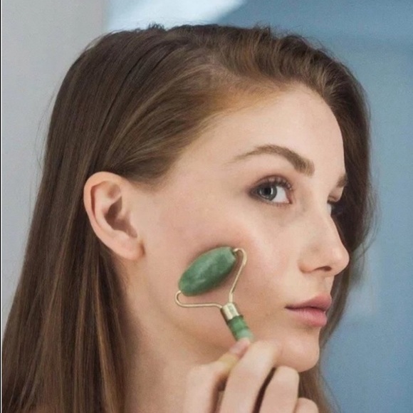 TWO SIDE JADE ROLLERS - Picture 1 of 4